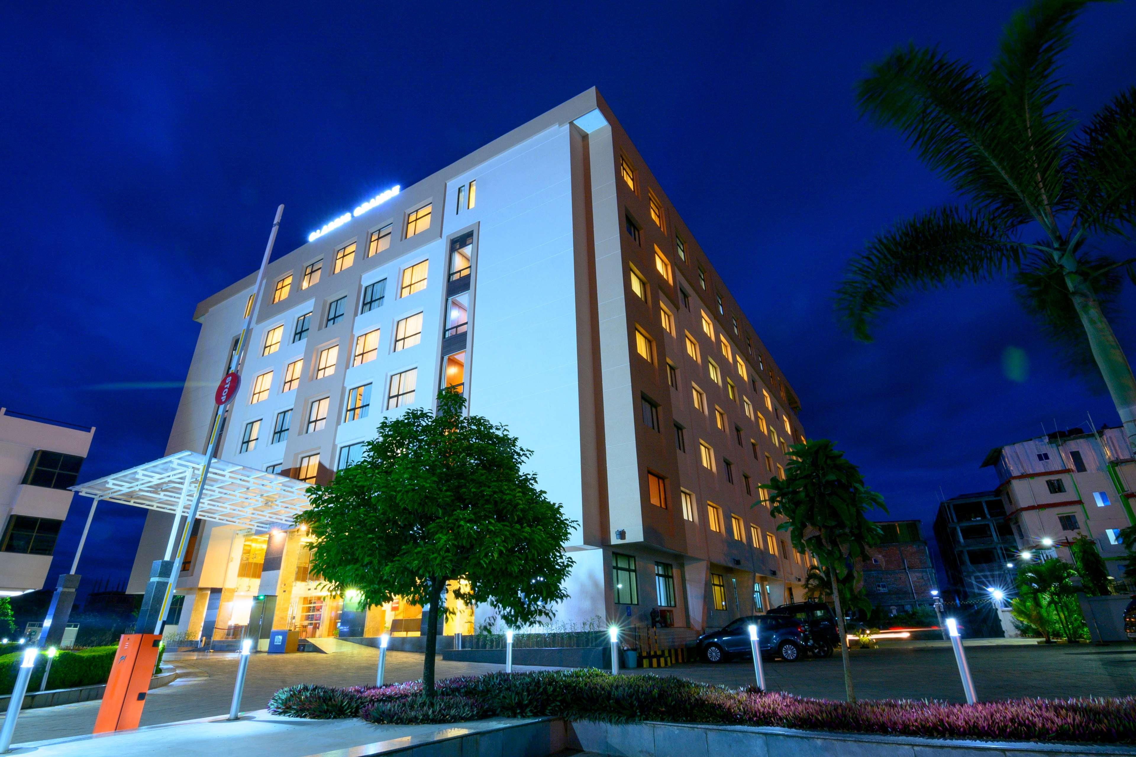 Classic Grande,A Member Of Radisson 因帕尔 外观 照片