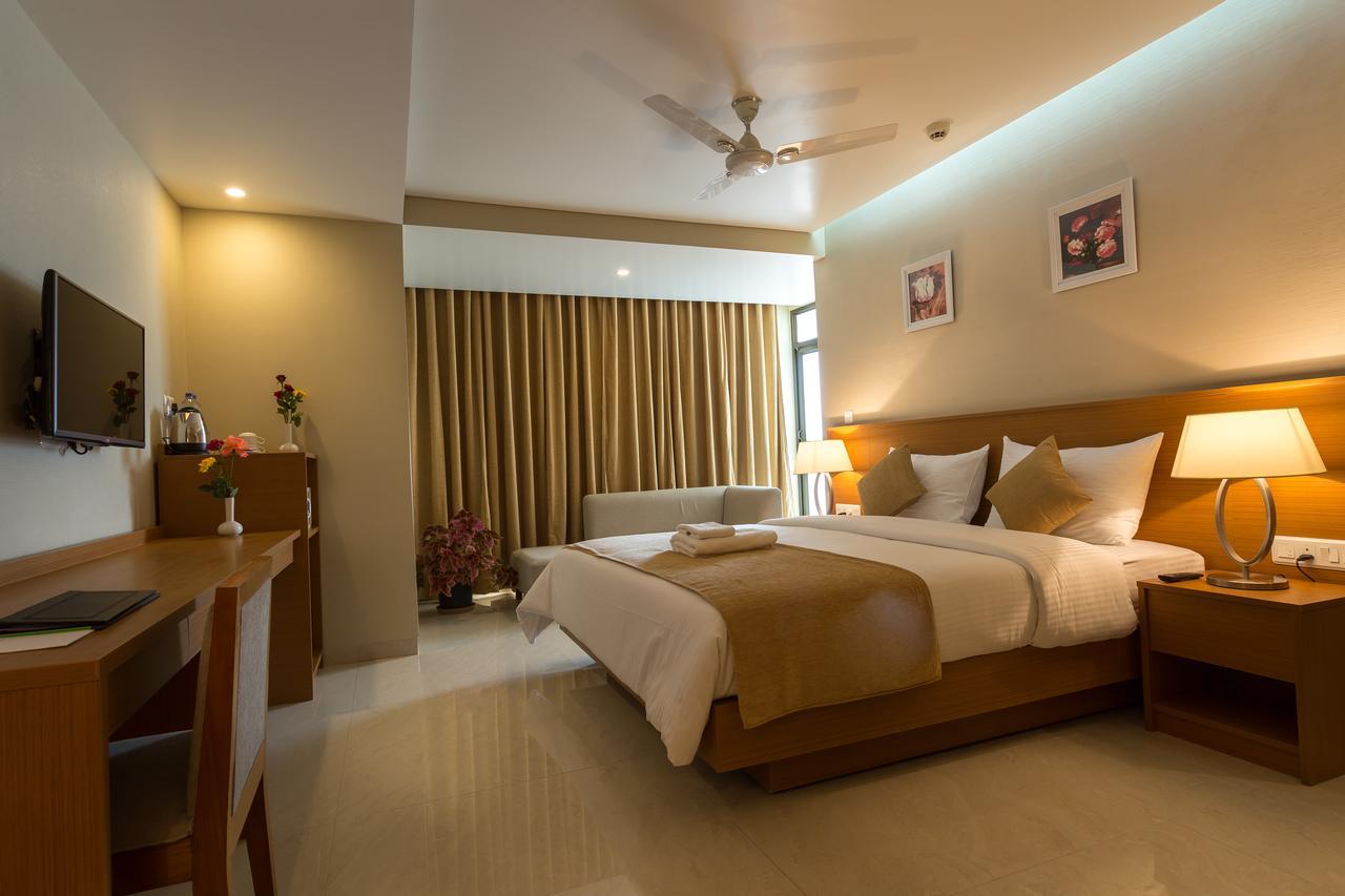 Classic Grande,A Member Of Radisson 因帕尔 外观 照片