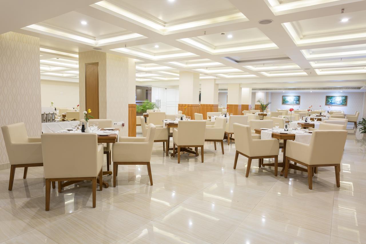 Classic Grande,A Member Of Radisson 因帕尔 外观 照片